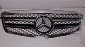 Mercedes W212 решетка радиатора AMG хром